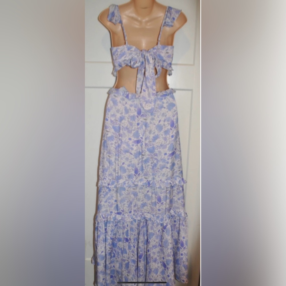ASTR THE LABEL Anthropologie Cassis Floral Ruffle Cut Out Maxi Dress XS NWOT - Picture 10 of 10